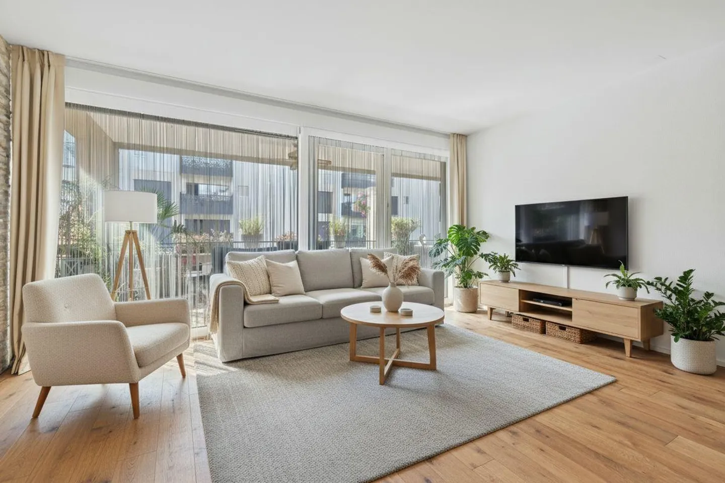 Idéal pour les célibataires et les couples : Appartement spacieux et moderne de 3,5 pièces - Photo 1 sur 6