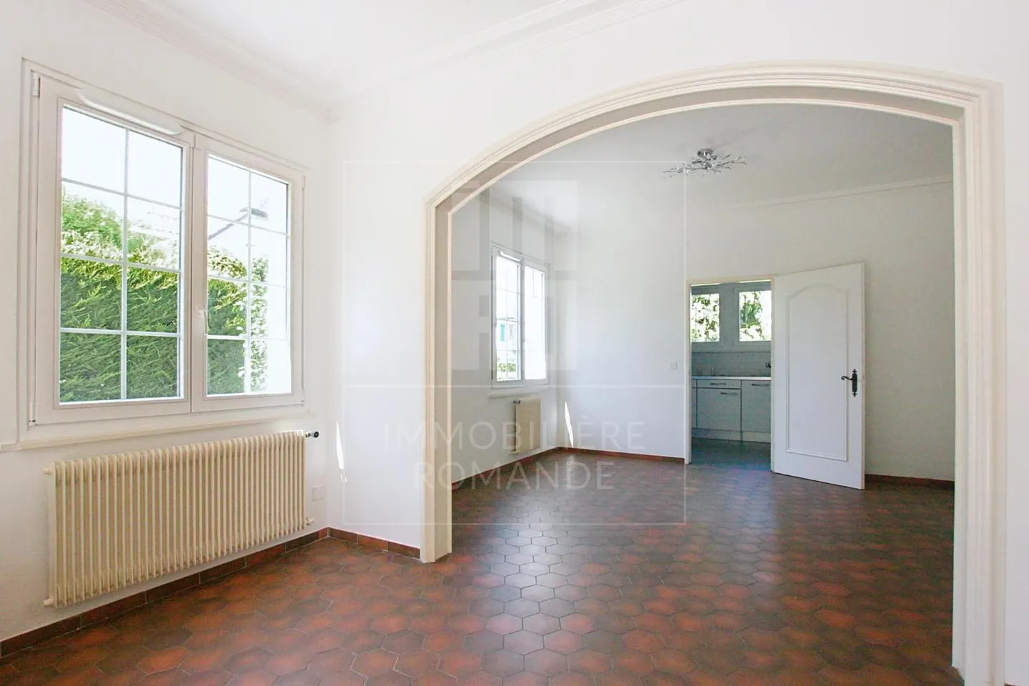 8-room House - Photo 7 of 13