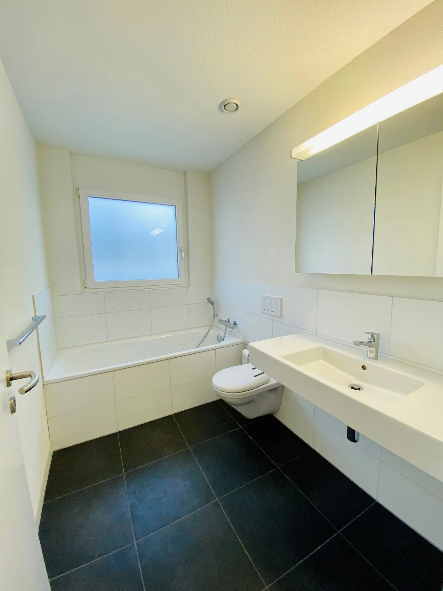 Appartement penthouse exclusif avec vue - Photo 6 sur 8