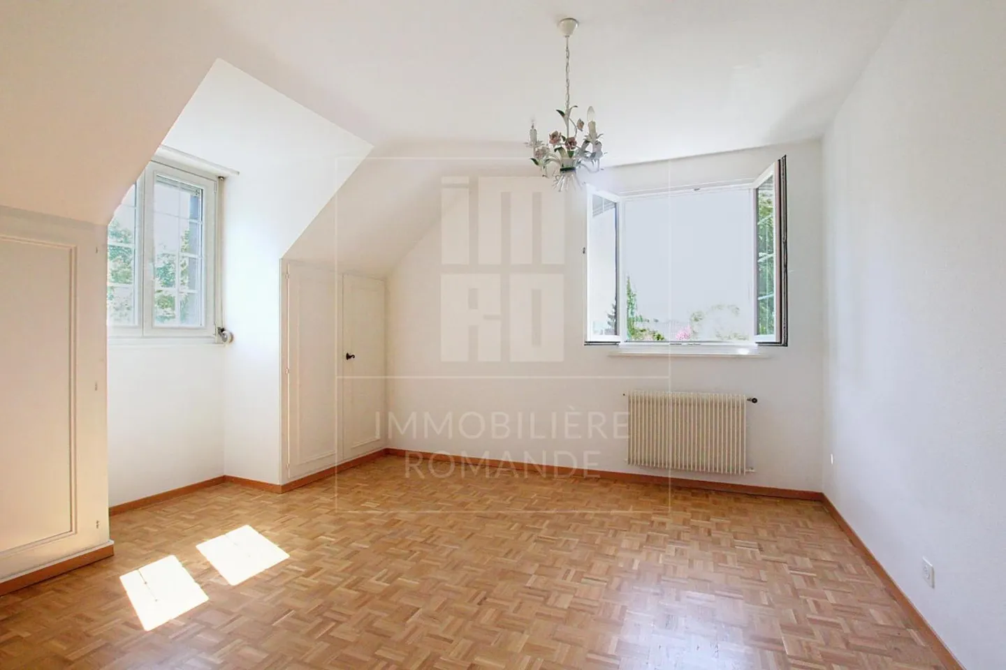 8-room House - Photo 13 of 13