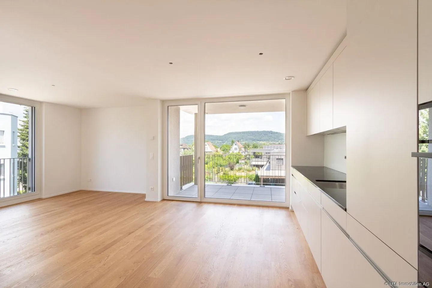 Appartement neuf 2.5 pièces, prêt à emménager immédiatement, idéal aussi comme investissement - Photo 3 sur 12