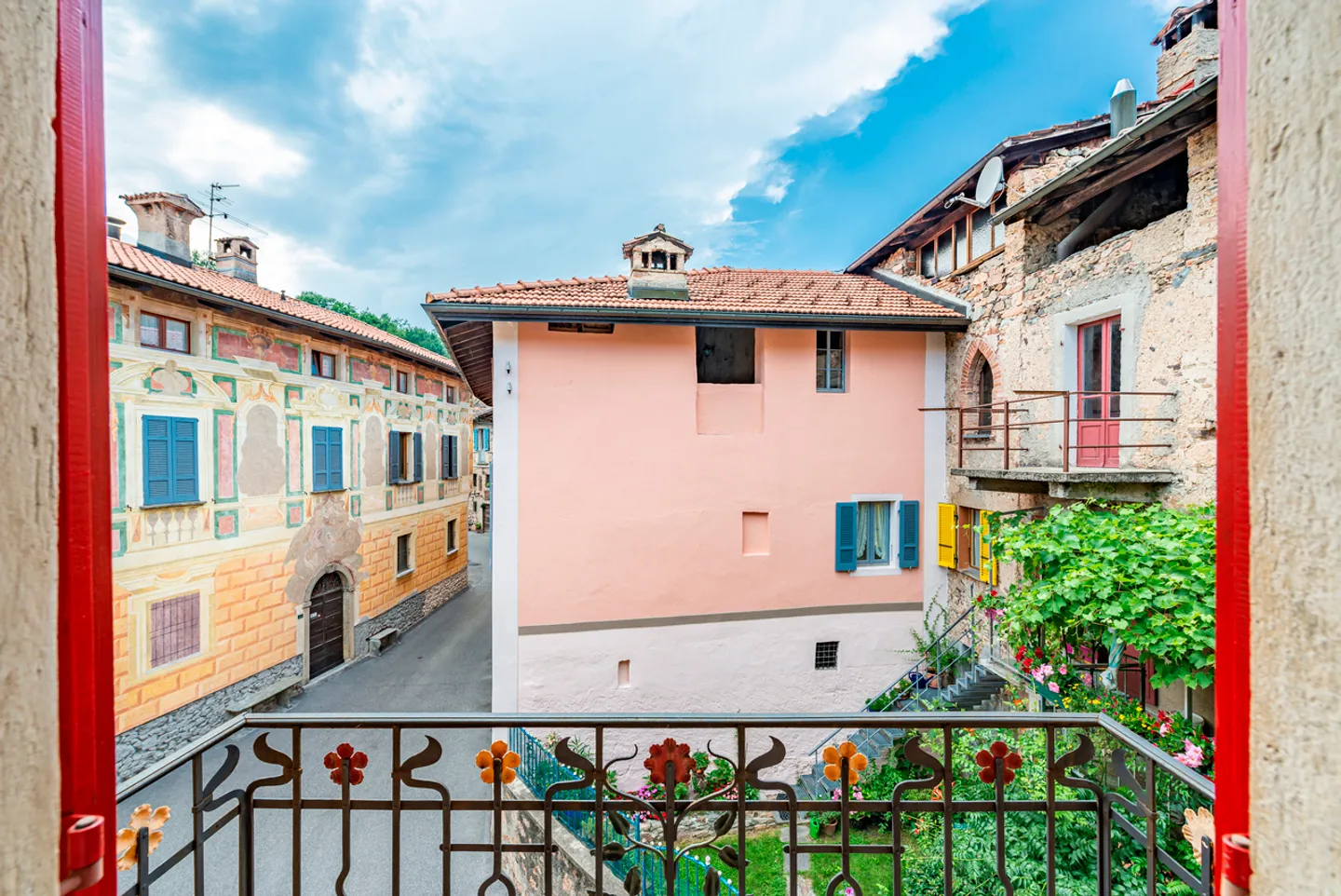 Casa nel nucleo "Antica Torre" con giardino separato - Foto 1 di 19