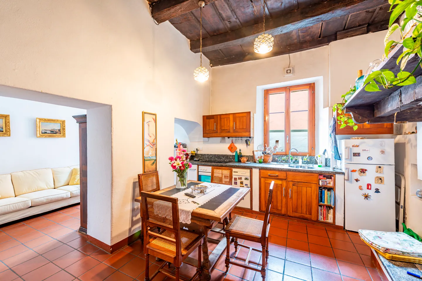 Casa nel nucleo "Antica Torre" con giardino separato - Foto 2 di 19