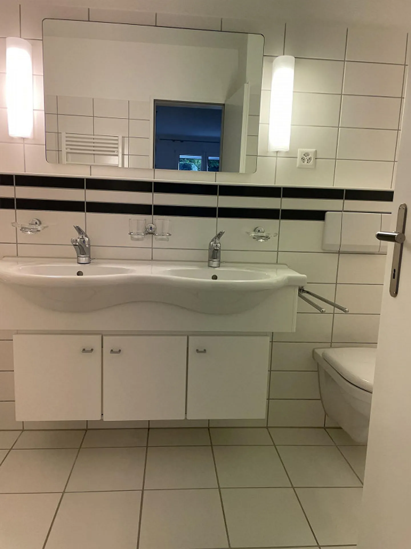 Appartamento al piano terra di 3,5 stanze con giardino privato - Foto 8 di 19