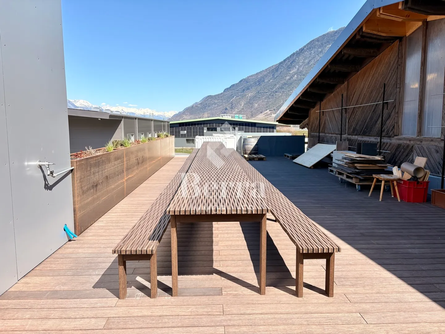 117 m² New Goods for Your Activity - Strategic Location in Martigny - Photo 5 of 9