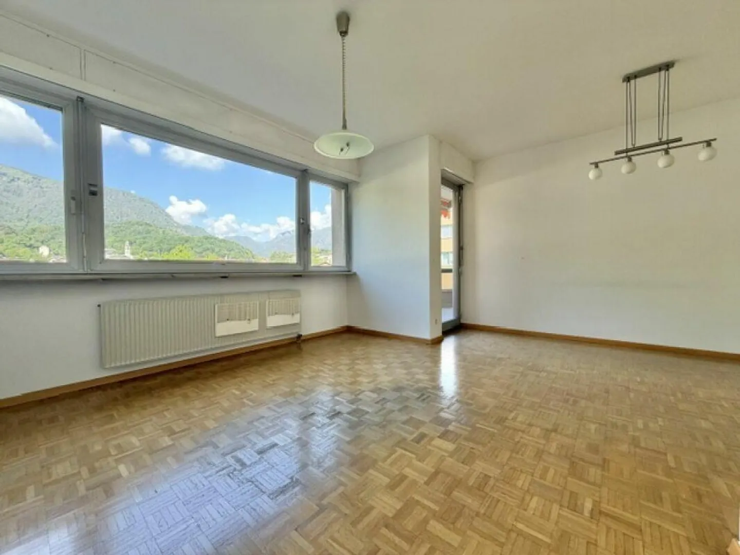 À VENDRE À LOSONE - Appartement de 3,5 pièces avec vue sur la verdure, également comme résidence secondaire - Photo 7 sur 12