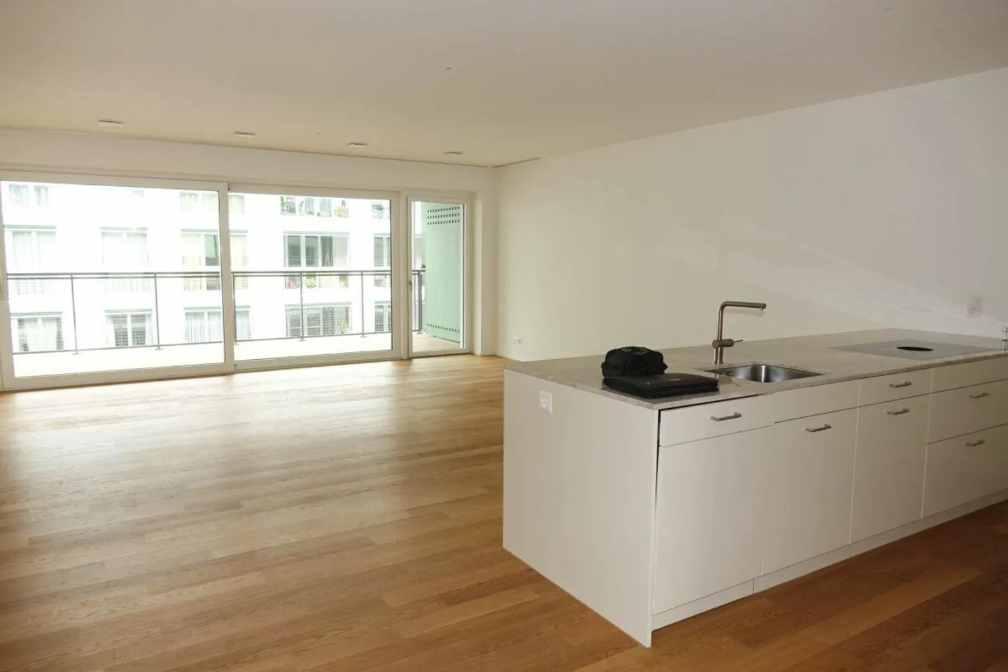 Vivere centrale nella Lokstadt - Foto 1 di 6