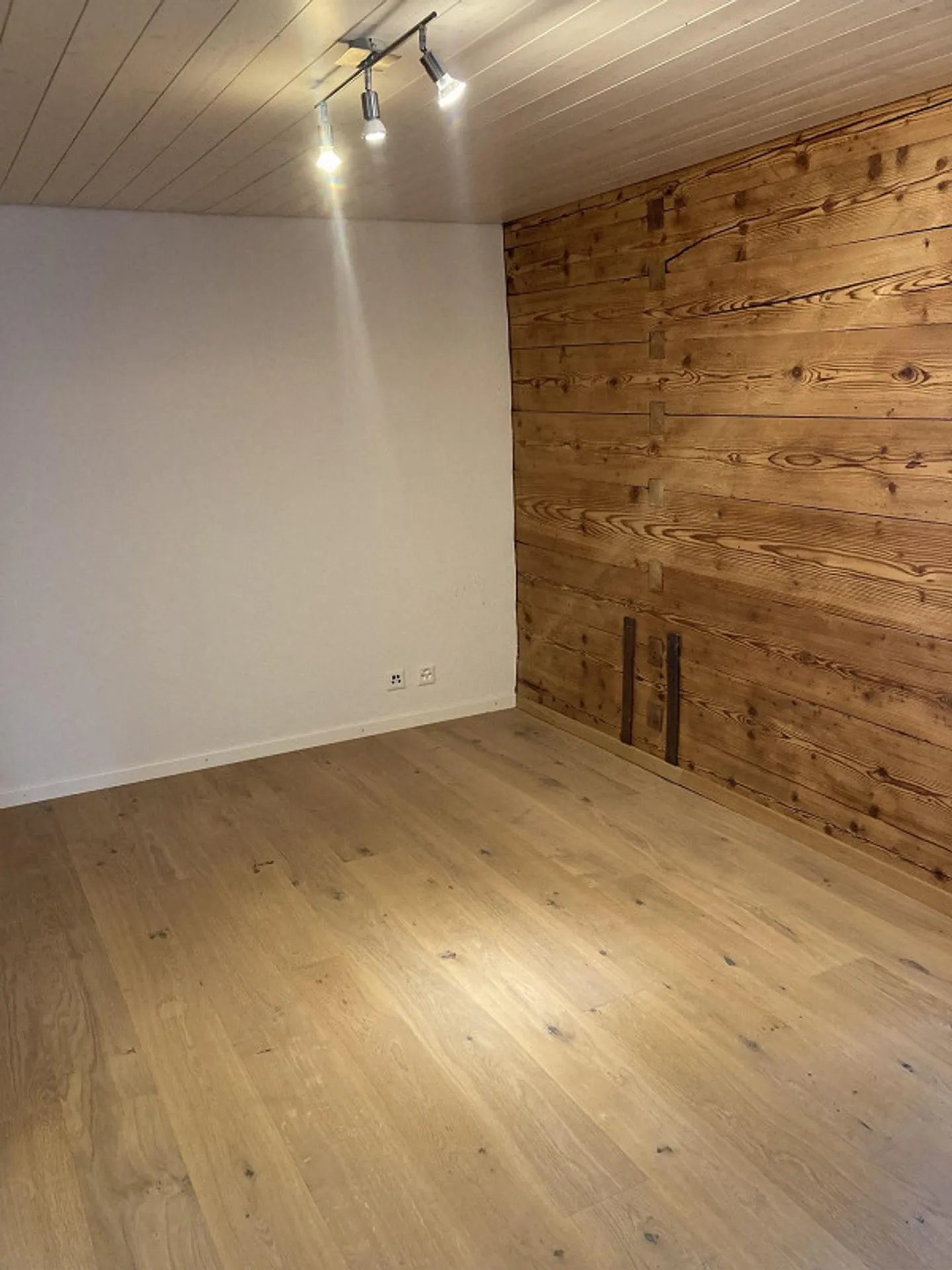 Charmante Wohnung mit Seesicht - Foto 8 von 17