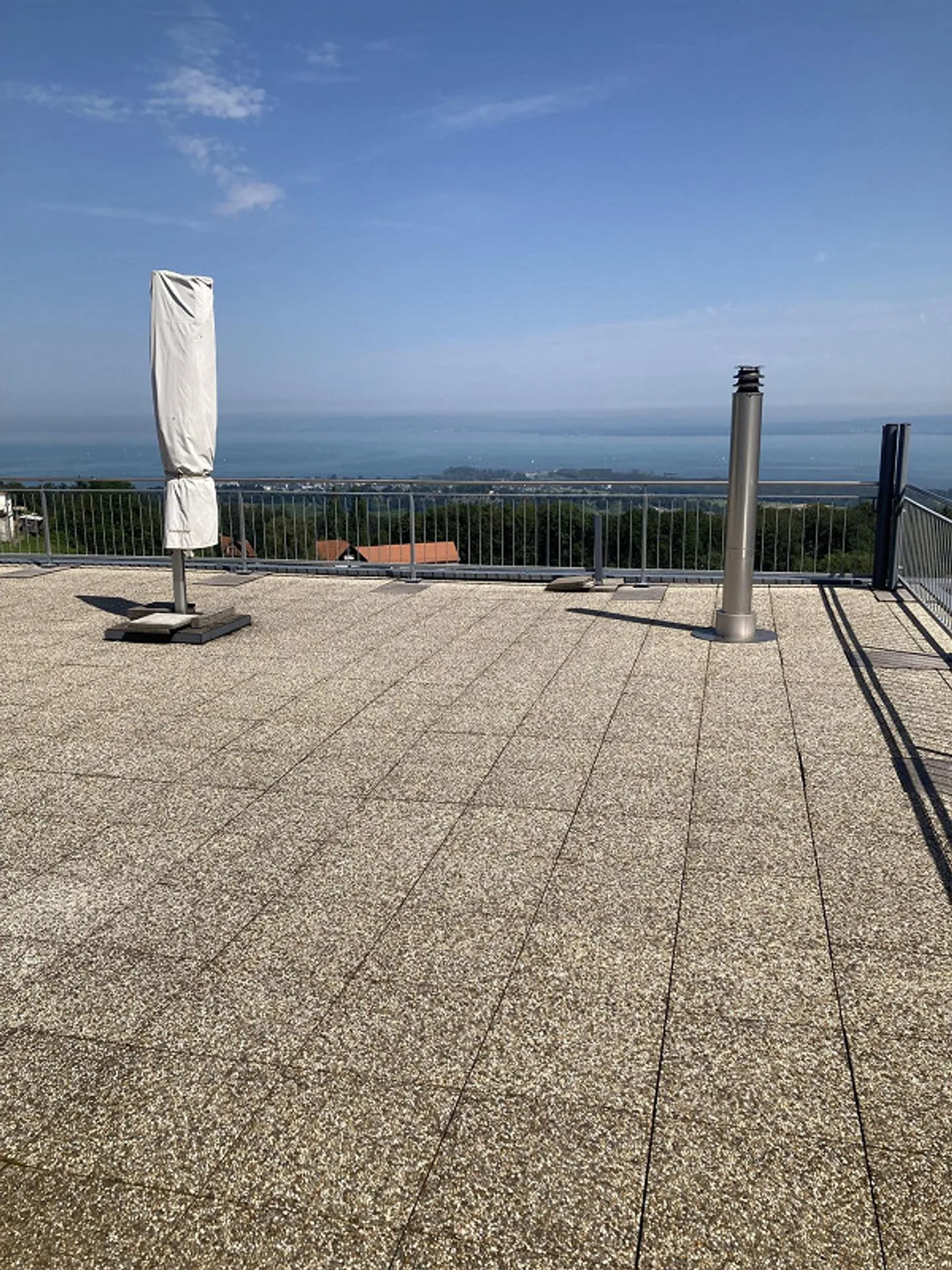 Charmante Wohnung mit Seesicht - Foto 5 von 17