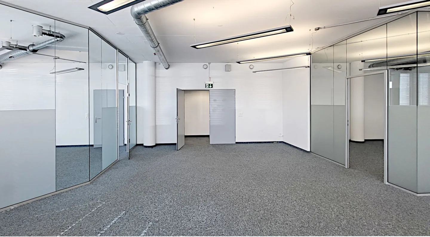 Hochwertige Büroflächen mit Open Space und Abtrennungen/Sitzungszimmer - Foto 4 von 10