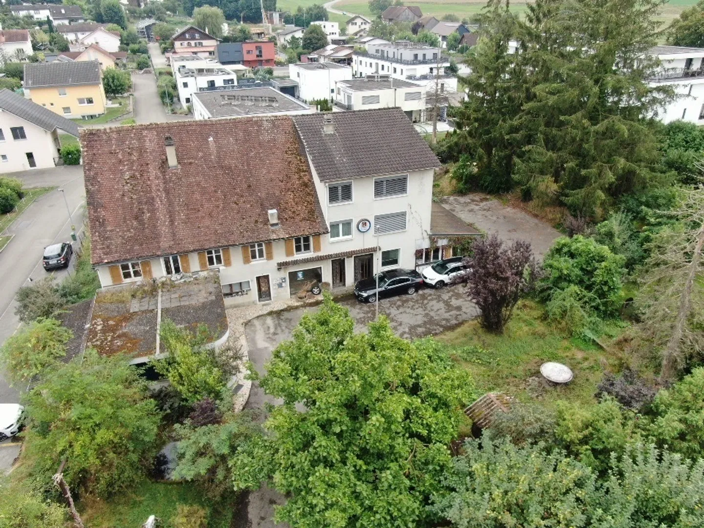 Edificio a reddito da ristrutturare con un forte potenziale - Foto 1 di 4
