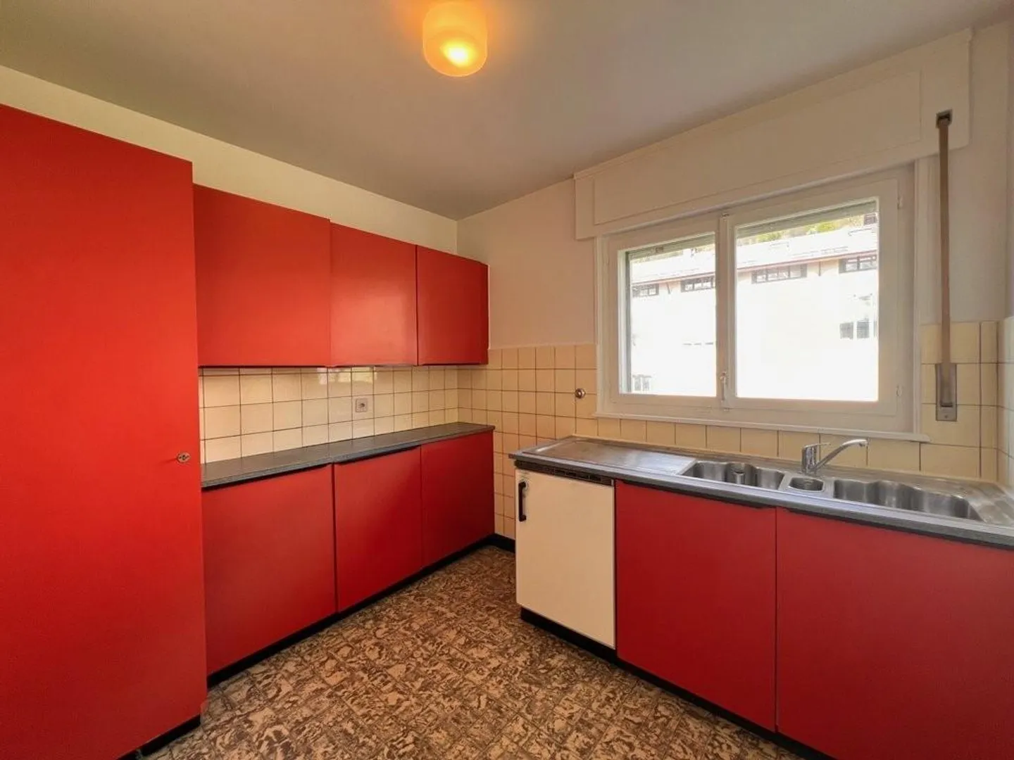 Alloggio spazioso con vista sul lago - Foto 2 di 7