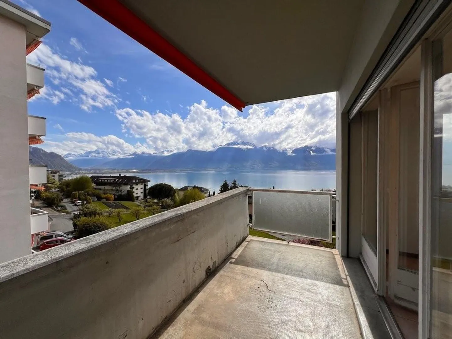 Alloggio spazioso con vista sul lago - Foto 5 di 7