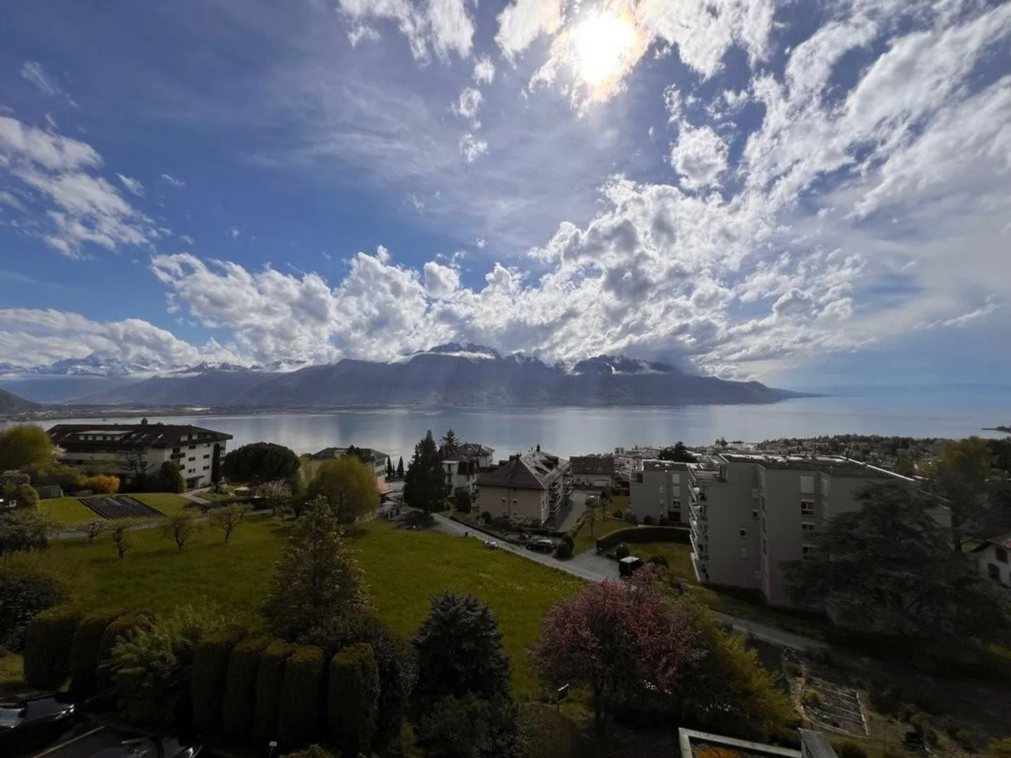 Alloggio spazioso con vista sul lago - Foto 6 di 7