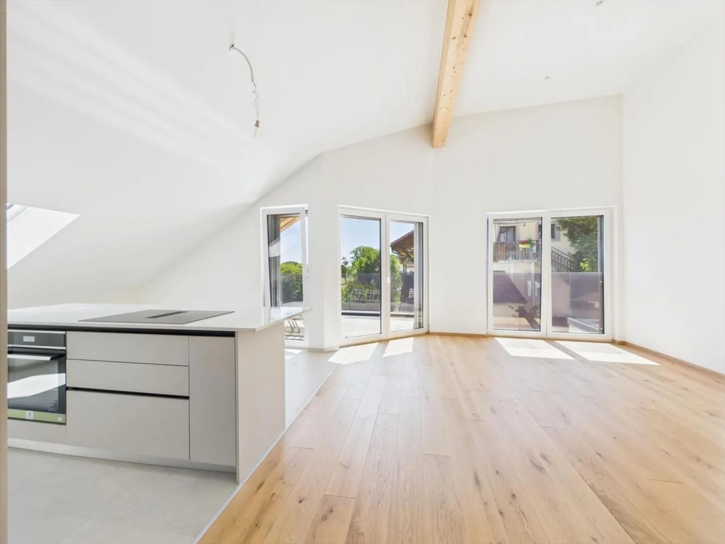 4.5 Room Apartment - Photo 1 of 7