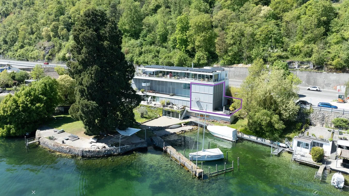 Exklusive Triplex-Wohnung mit direktem Seeanstoss und eigenem Bootsplatz in Twann-Tüscherz - Photo 1 of 13