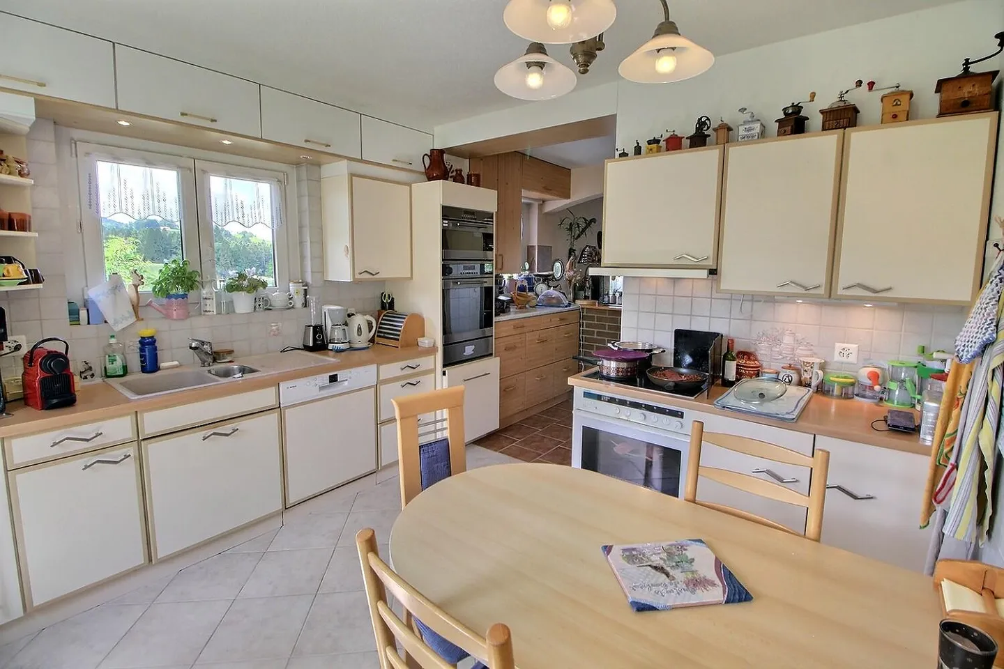 Large single-family house in Viager occupied without rent limited to 5 years - Photo 3 of 13