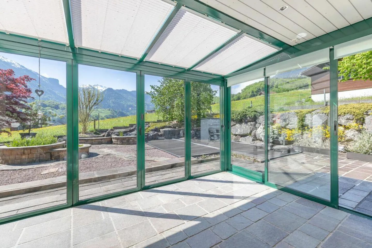 Maison semi-détachée de 5,5 pièces avec vue dégagée - Photo 4 sur 13