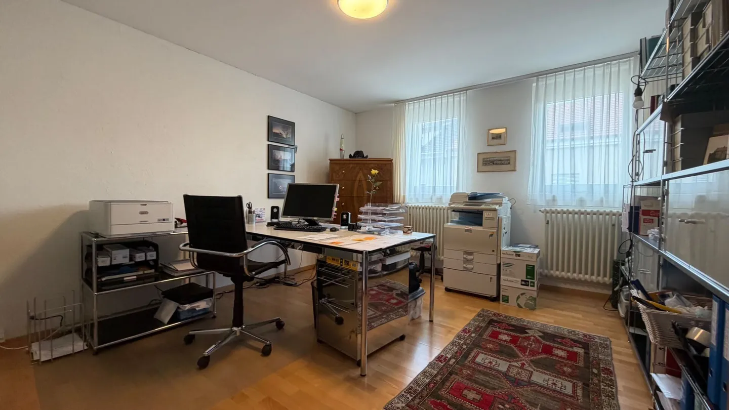 Generational House with 6.5-Room Maisonette and Rented 3-Room Apartment - Photo 6 of 18