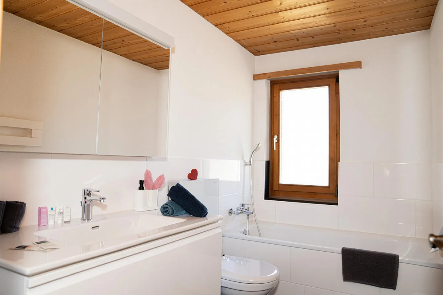 Charmante maison multifamiliale avec 3 appartements - Photo 8 sur 30