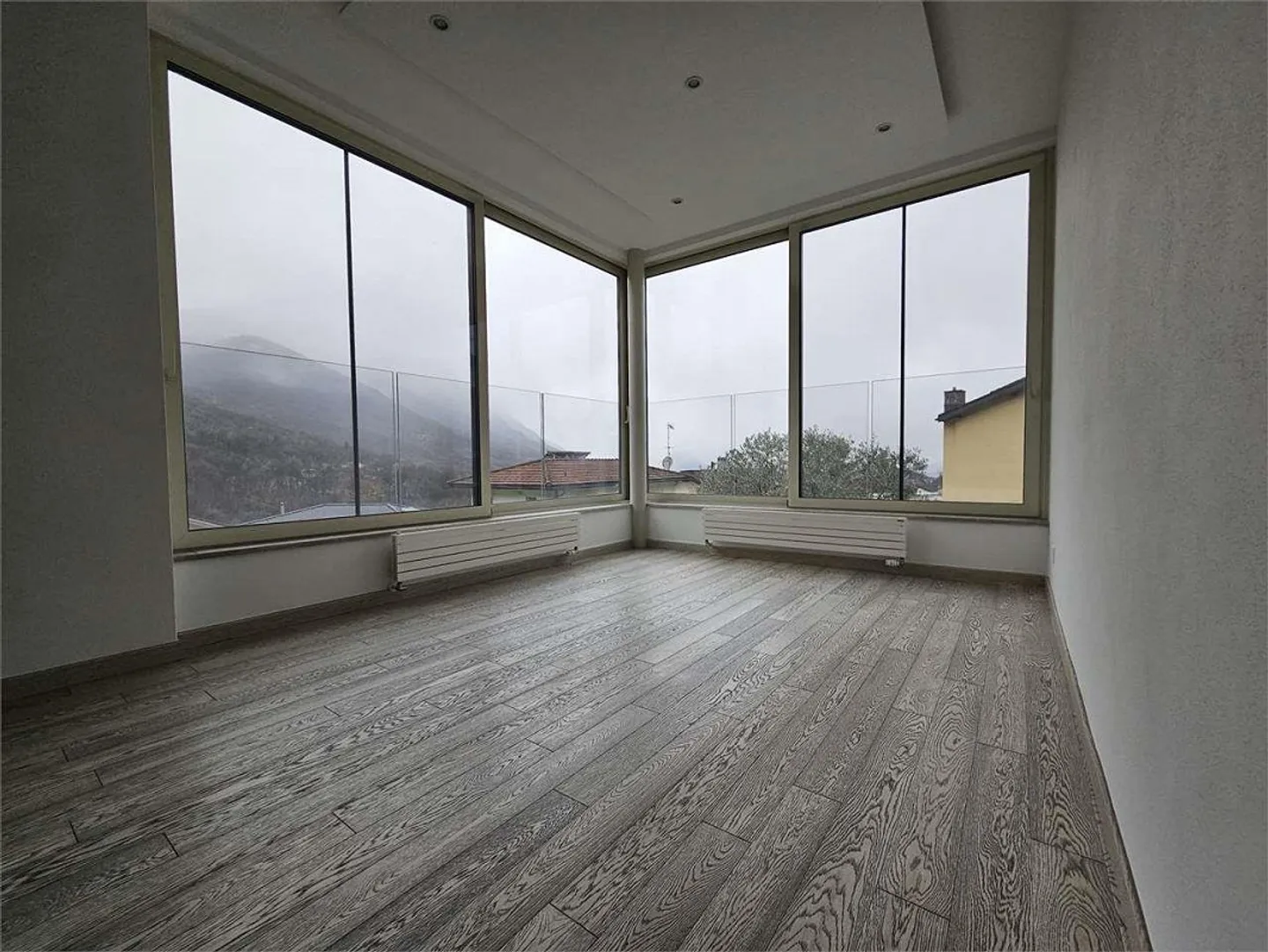 Sonvico, 3.5 pièces loués et rénovés - Photo 5 sur 9