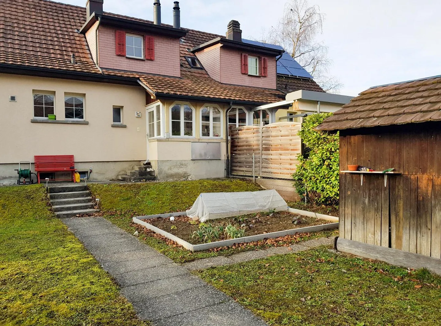 4.5-room house in a quiet single-family home neighborhood ideal for a family - Photo 3 of 15