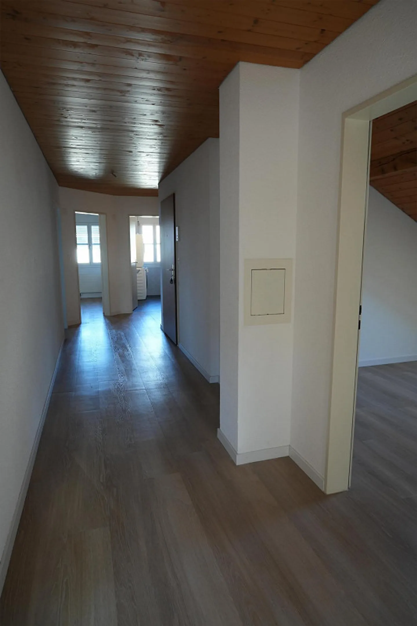 Gemütliche 4½ Zimmer Wohnung mit Balkon - Foto 5 von 14