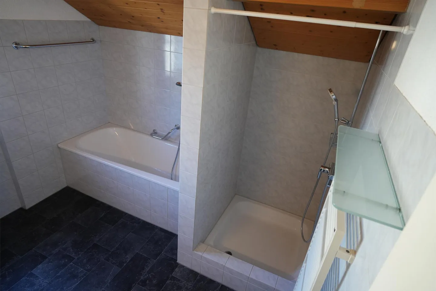 Gemütliche 4½ Zimmer Wohnung mit Balkon - Foto 10 von 14