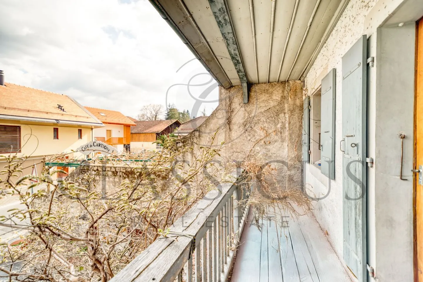 House with 5 rooms and great potential - Photo 8 of 12