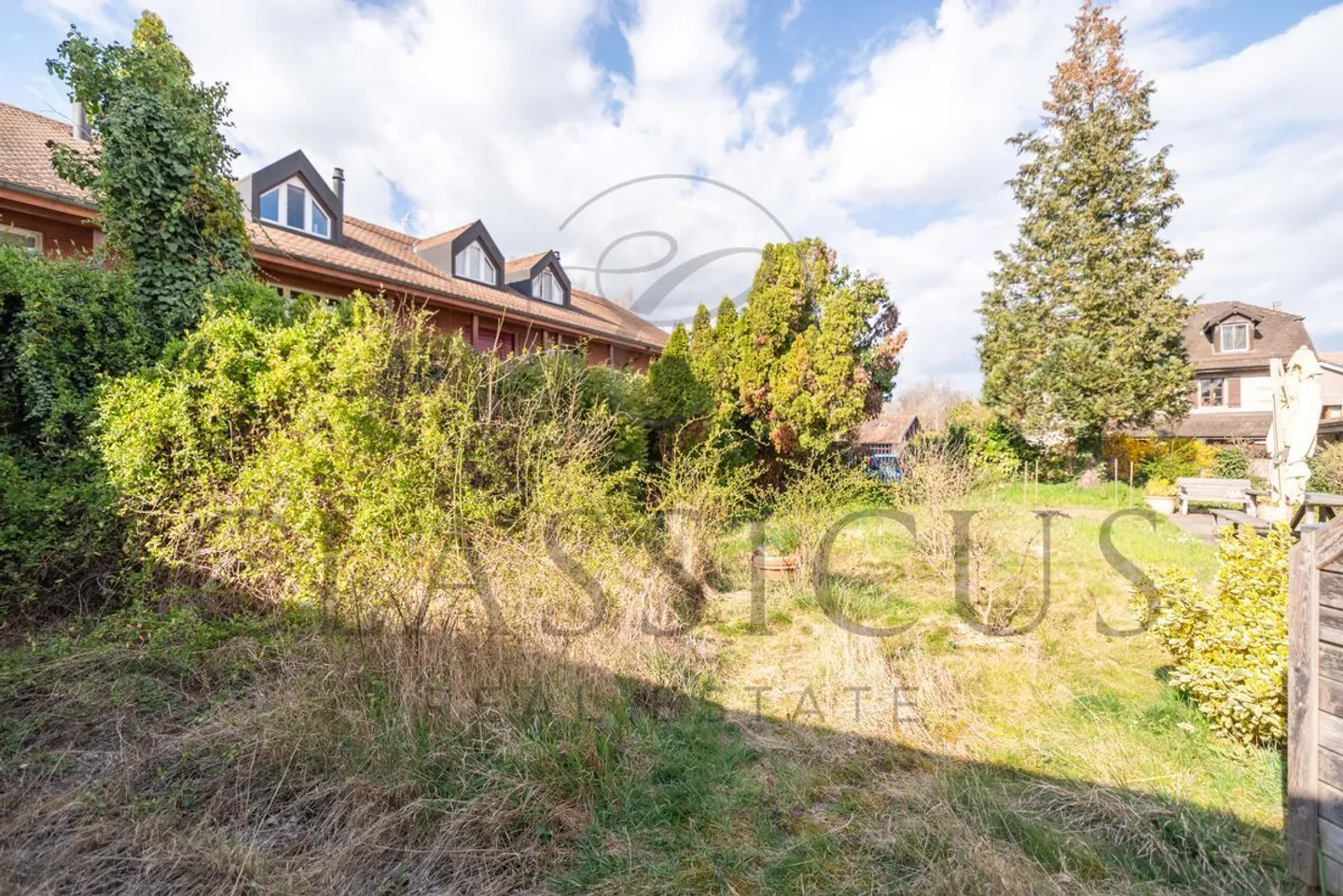 House with 5 rooms and great potential - Photo 9 of 12