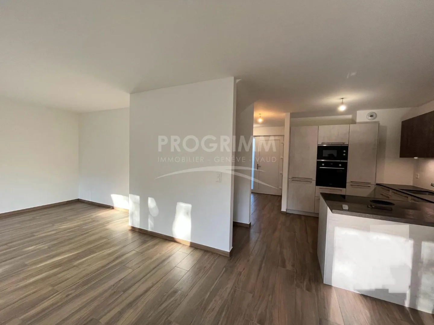 Moderne Villa in Veyrier - Foto 1 von 9