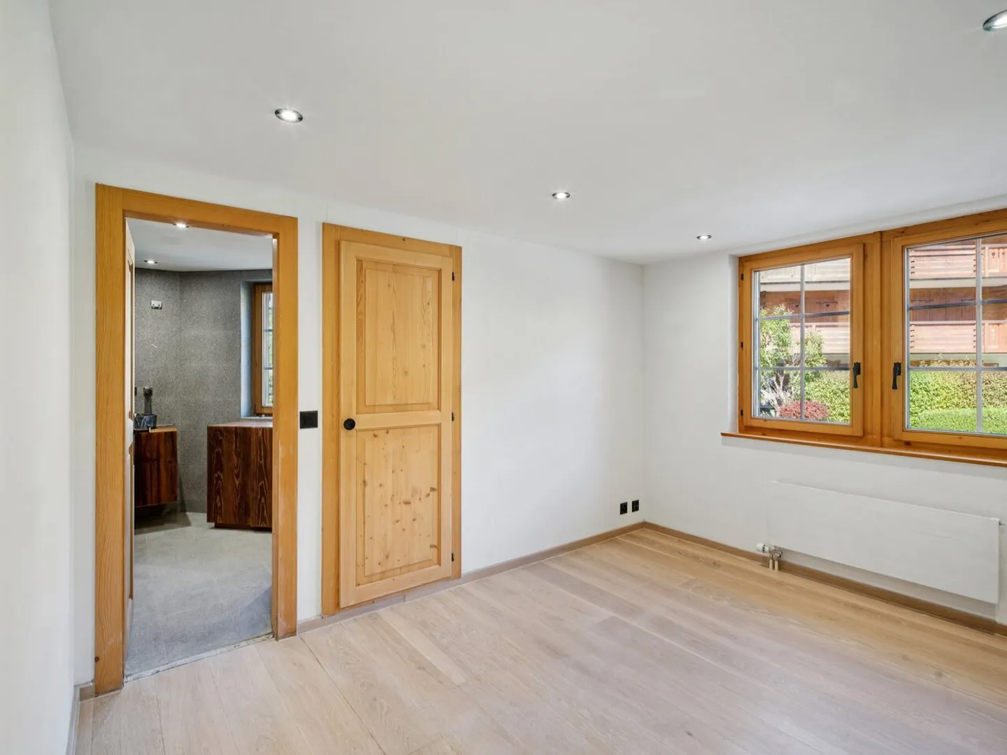 Villars centro, in un bel palazzo 3.5p ristrutturato con lusso, parcheggio - Foto 8 di 13