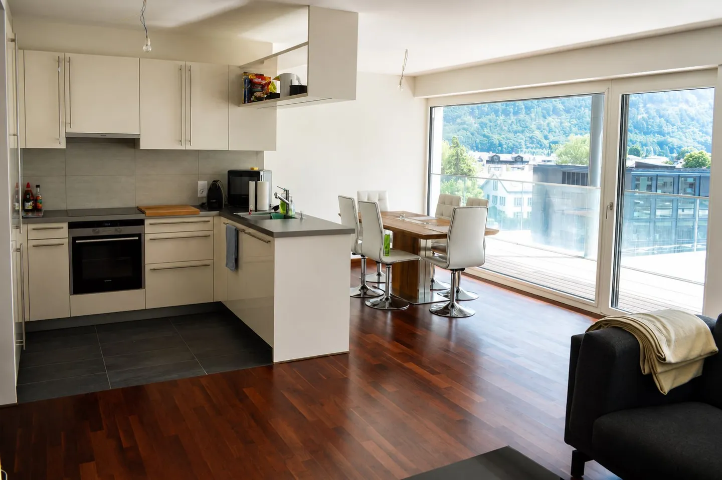 Elegante Wohnung mit Terrasse - Foto 1 von 7