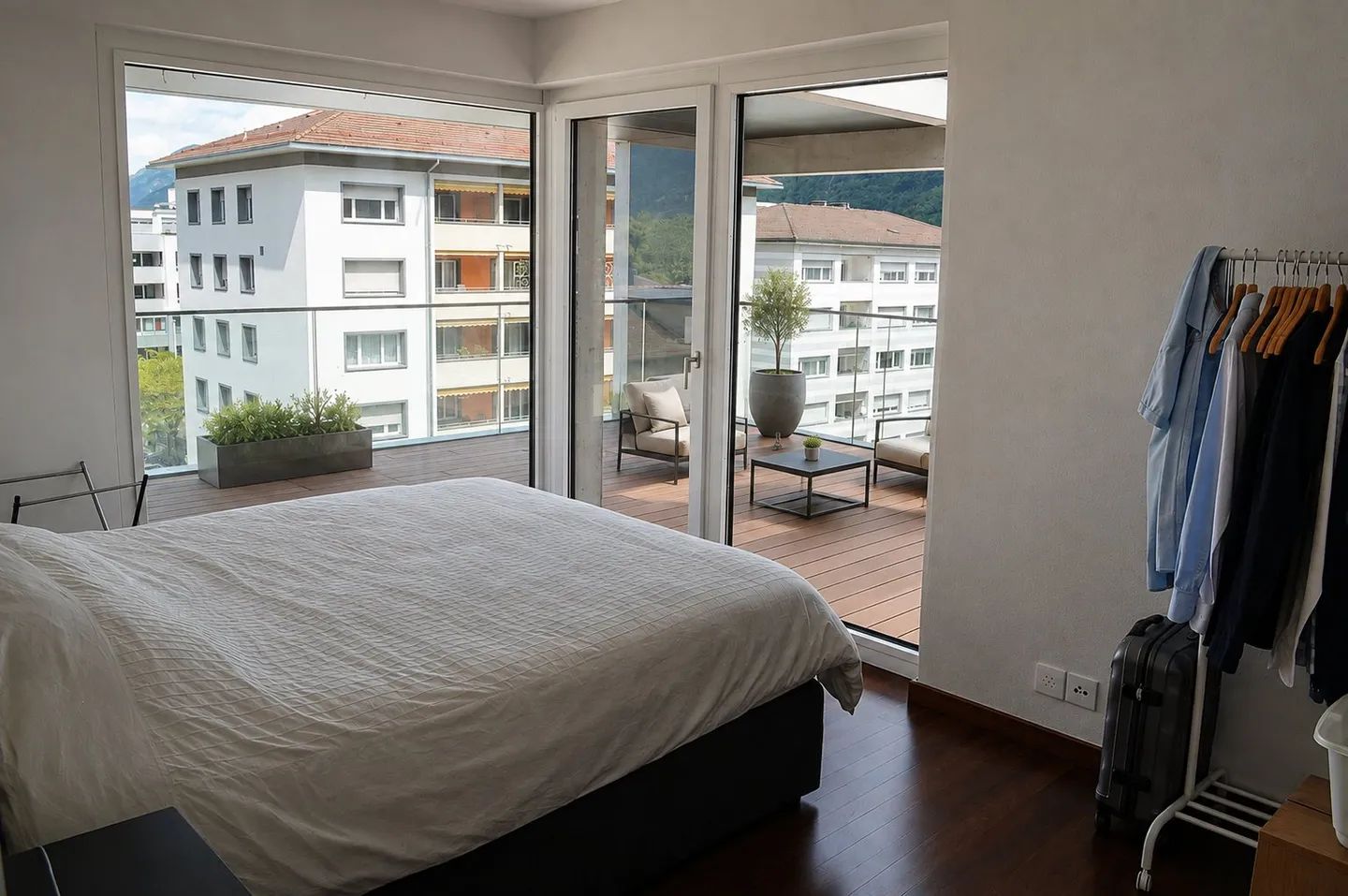 Elegante Wohnung mit Terrasse - Foto 2 von 7