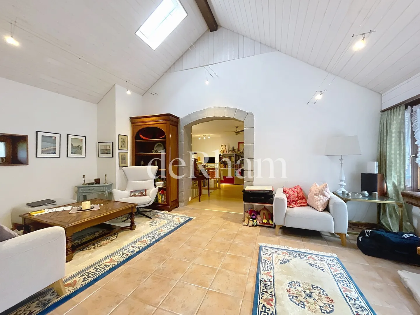 Magnifico appartamento di 4,5 stanze al piano terra! - Foto 2 di 8