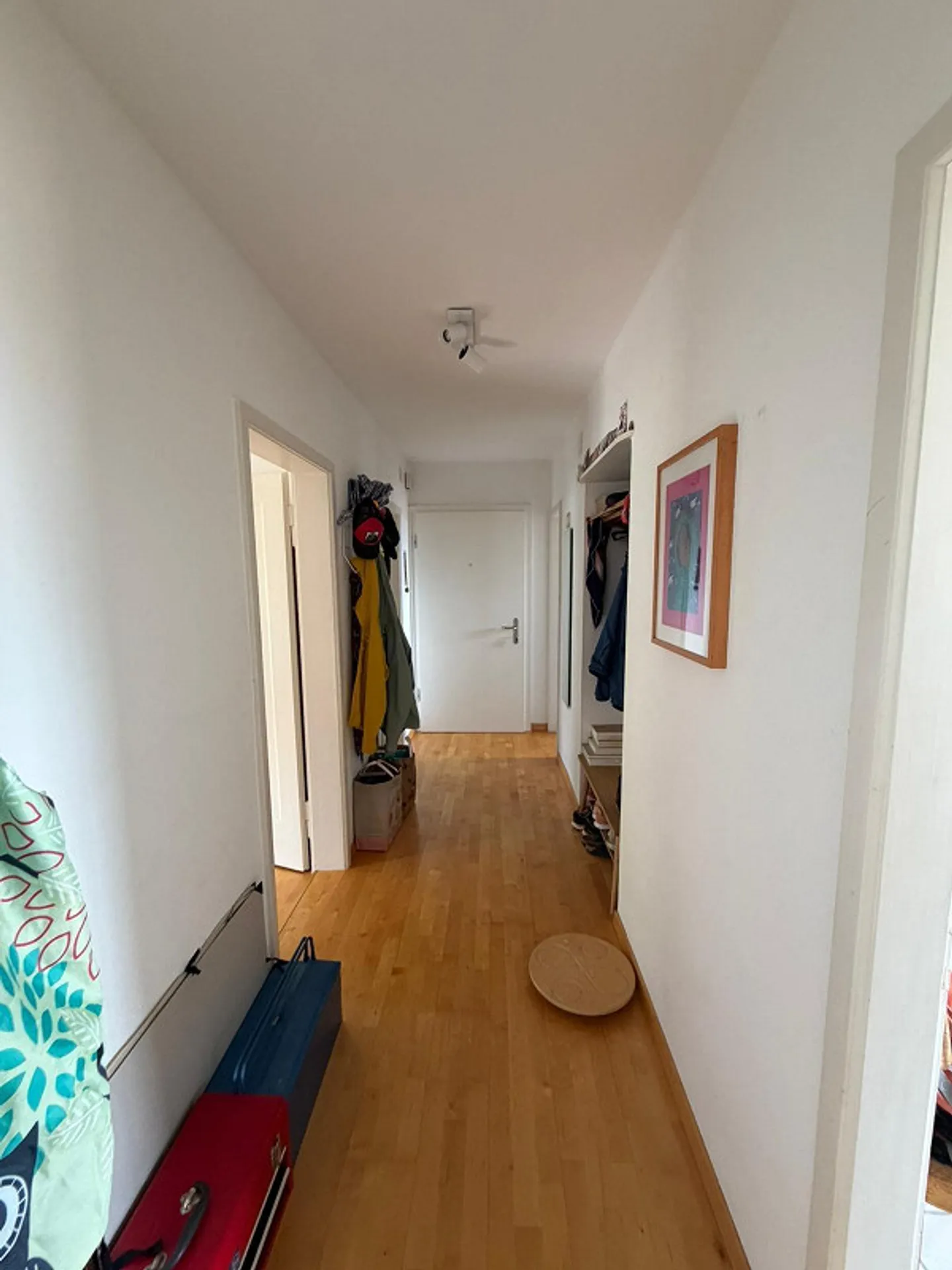 Appartamento temporaneo di 2,5 stanze con balcone in una posizione attraente a Zurigo - Foto 5 di 6