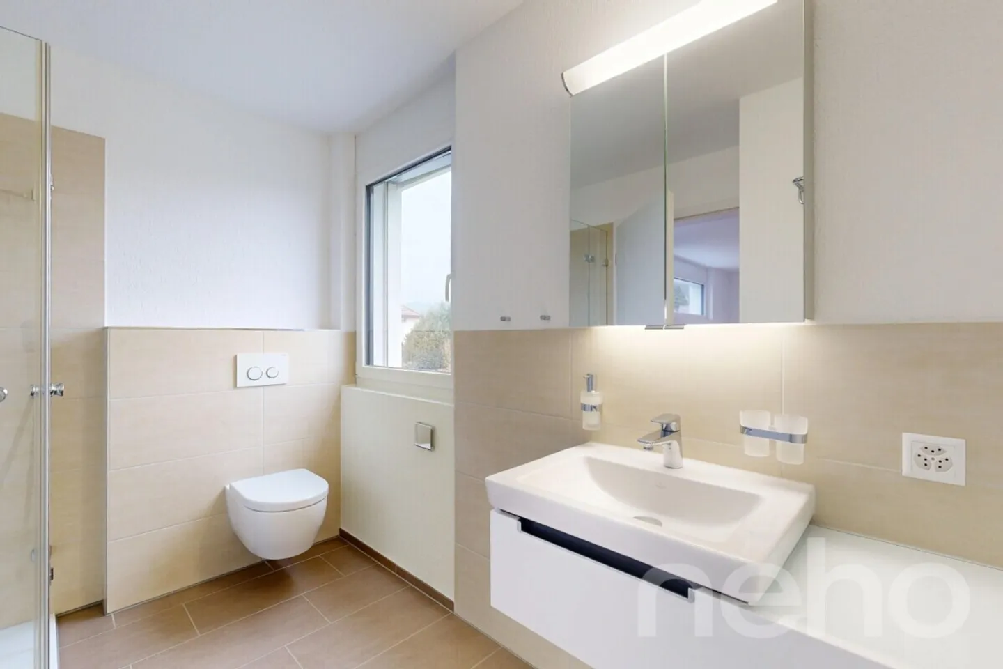 Light-Filled 6.5-Room House in a Quiet Location - Photo 9 of 12