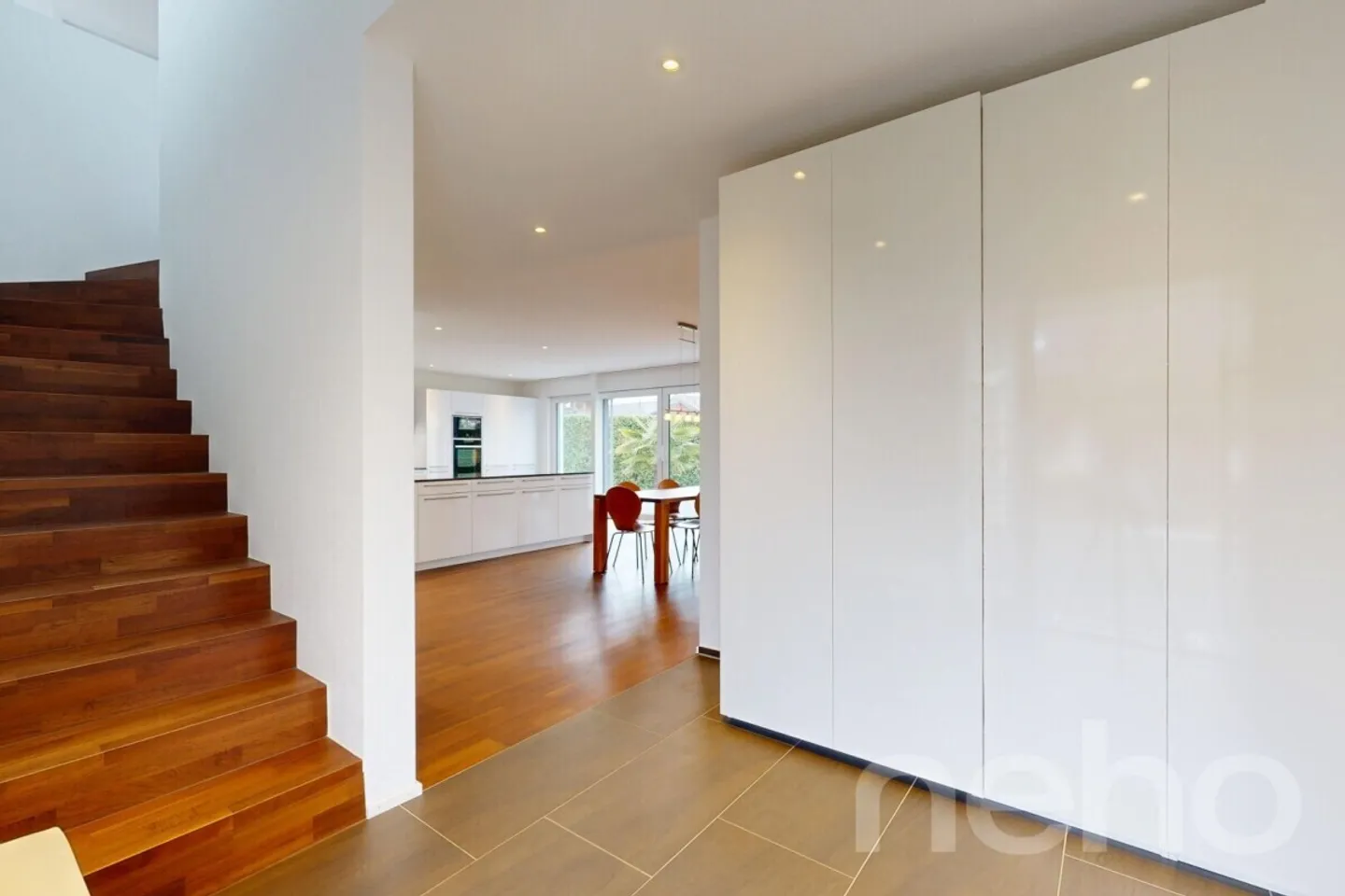 Light-Filled 6.5-Room House in a Quiet Location - Photo 12 of 12