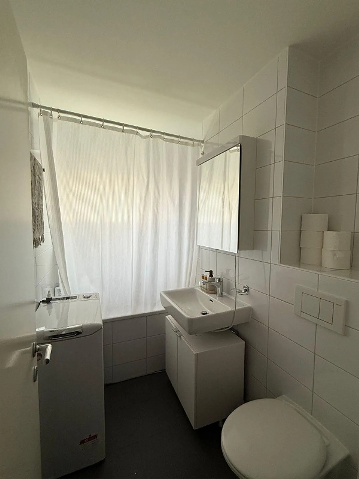 Charmante Wohnung in Binningen - Foto 2 von 5