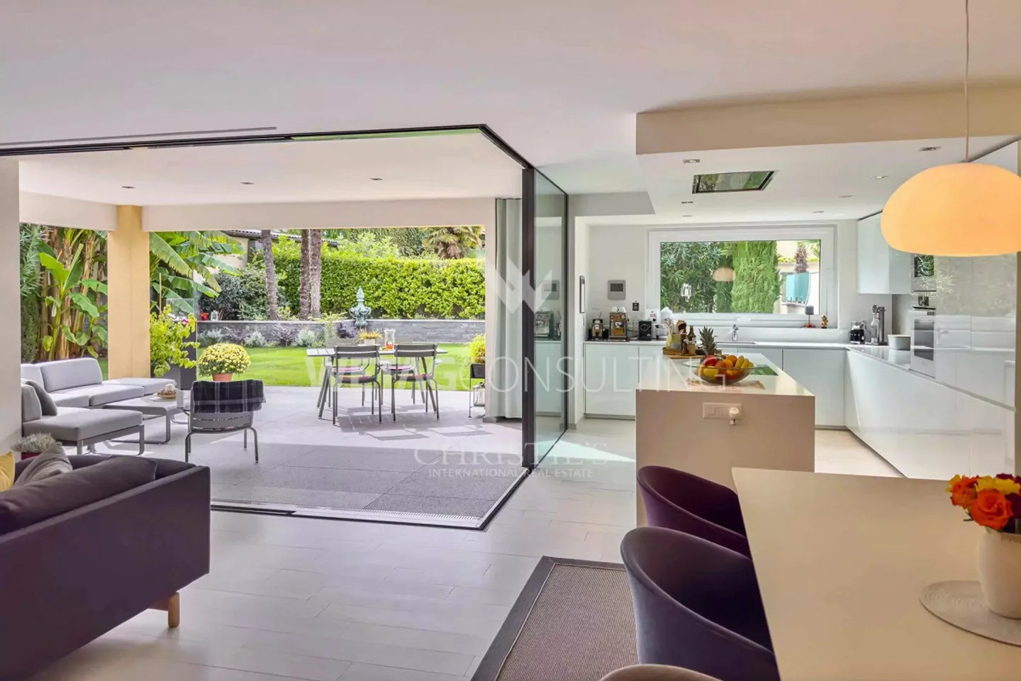 Ascona: modern apartment with large garden in immediate proximity to the lake - Photo 3 of 13
