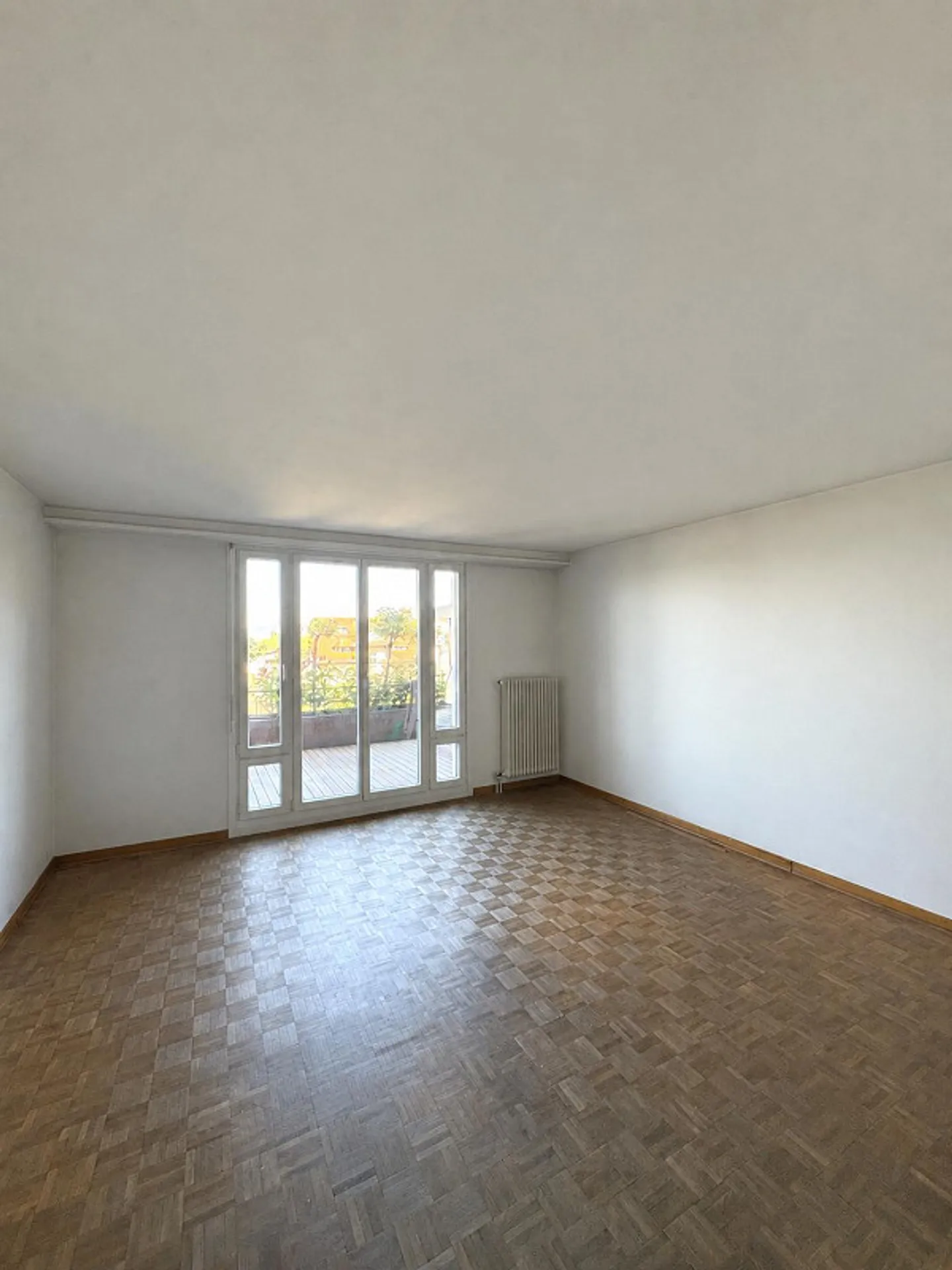 Living with a view of Lake Zug - Photo 2 of 6