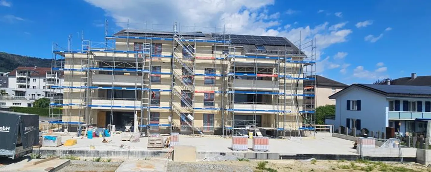 Nouvel appartement attrayant de 4,5 pièces au rez-de-chaussée avec grand jardin - Photo 1 sur 8