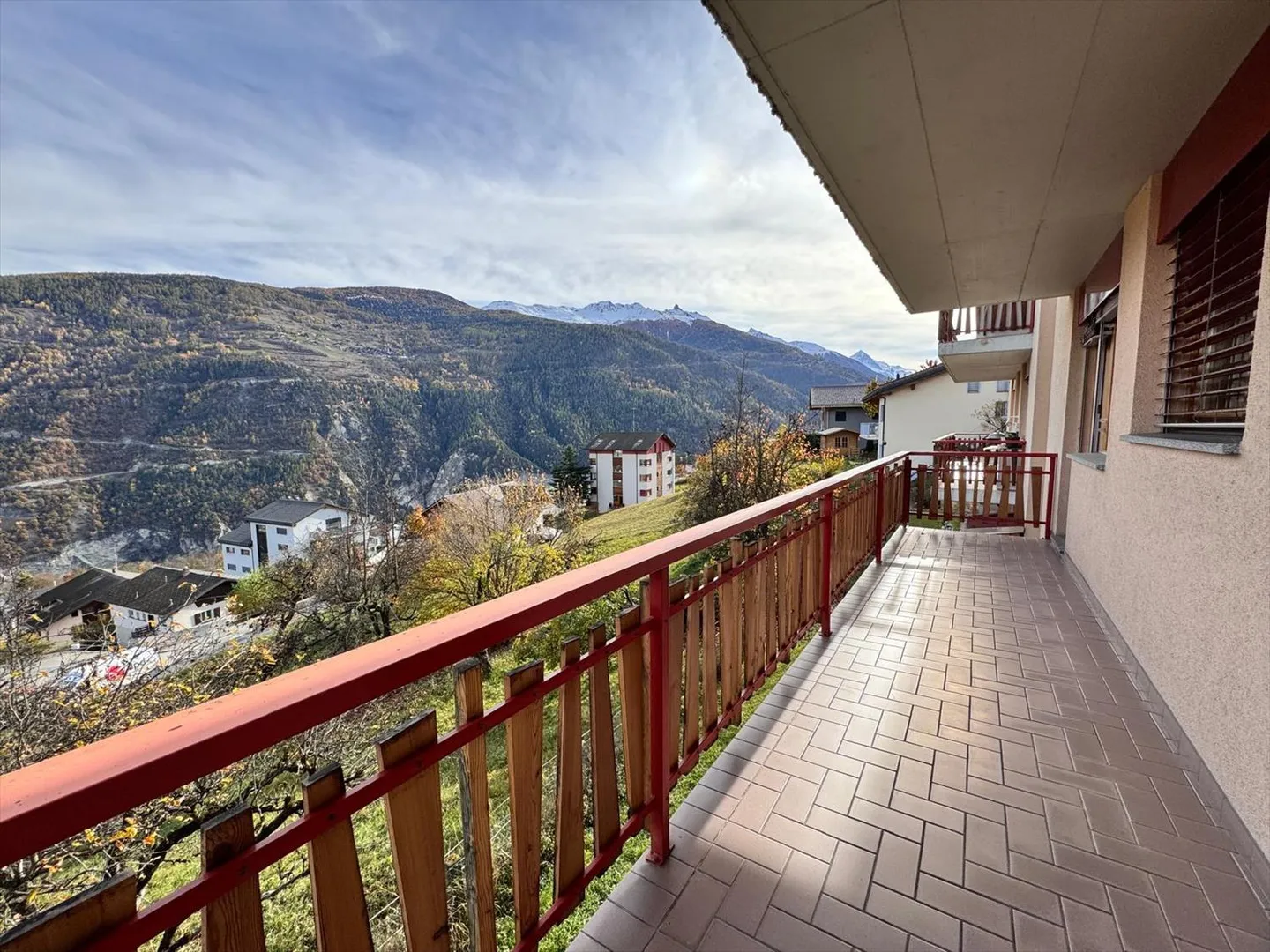 Commerce - Photo 9 of 11