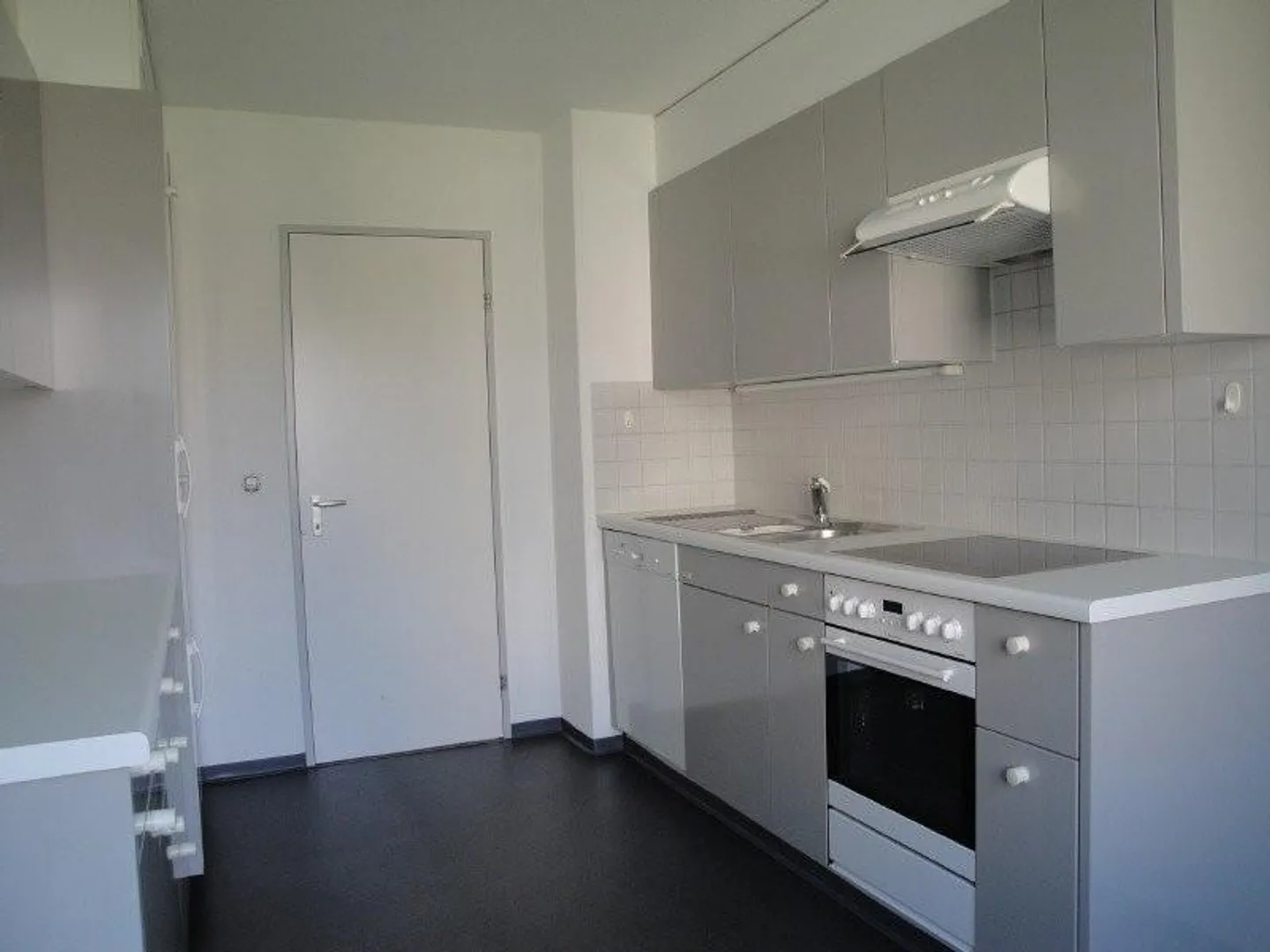 Appartamento familiare spazioso in una zona tranquilla - Foto 3 di 8
