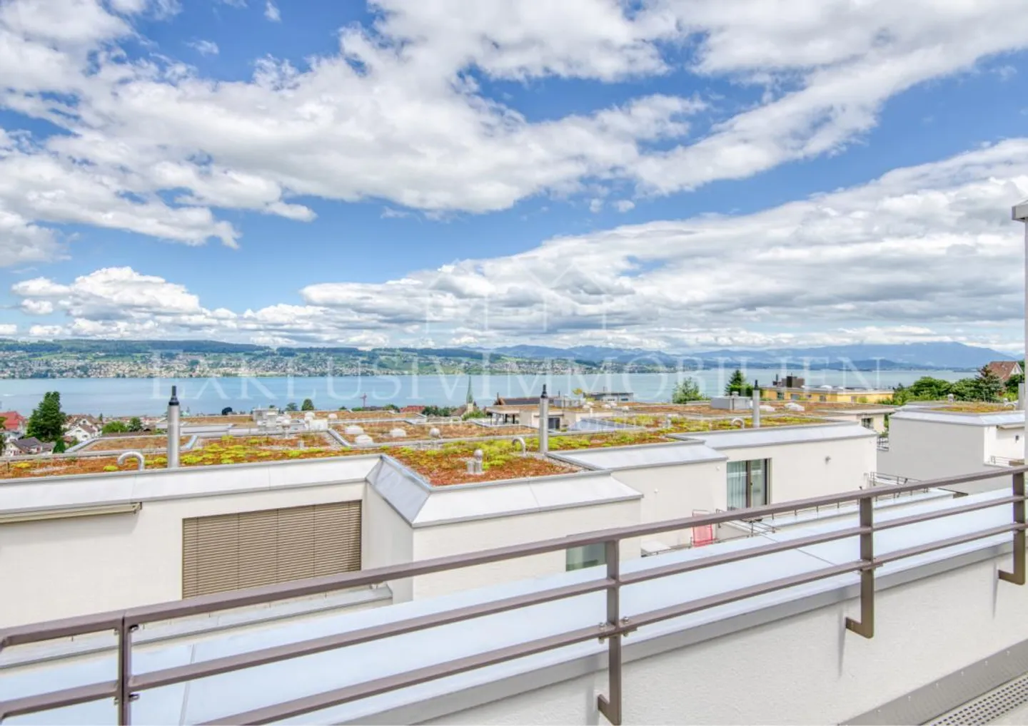 Moderna e esclusiva casa da sogno in posizione premium con vista mozzafiato sul lago - Foto 6 di 8