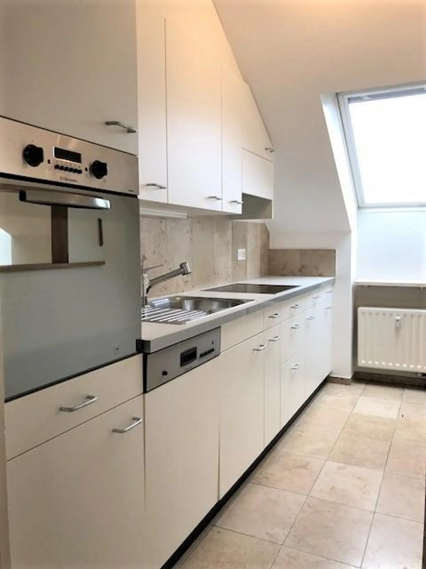 4.0 Zimmerwohnung in Basel - Foto 2 von 9