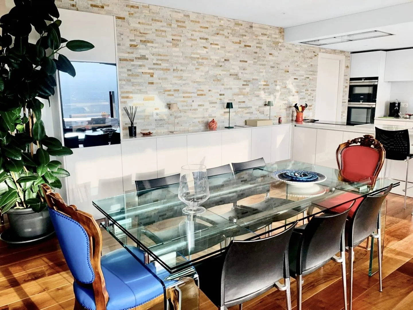 Lugano, Canobbio: 4.5-room penthouse with lake view - Exclusive residence with panoramic terrace and complete privacy - Foto 5 di 9