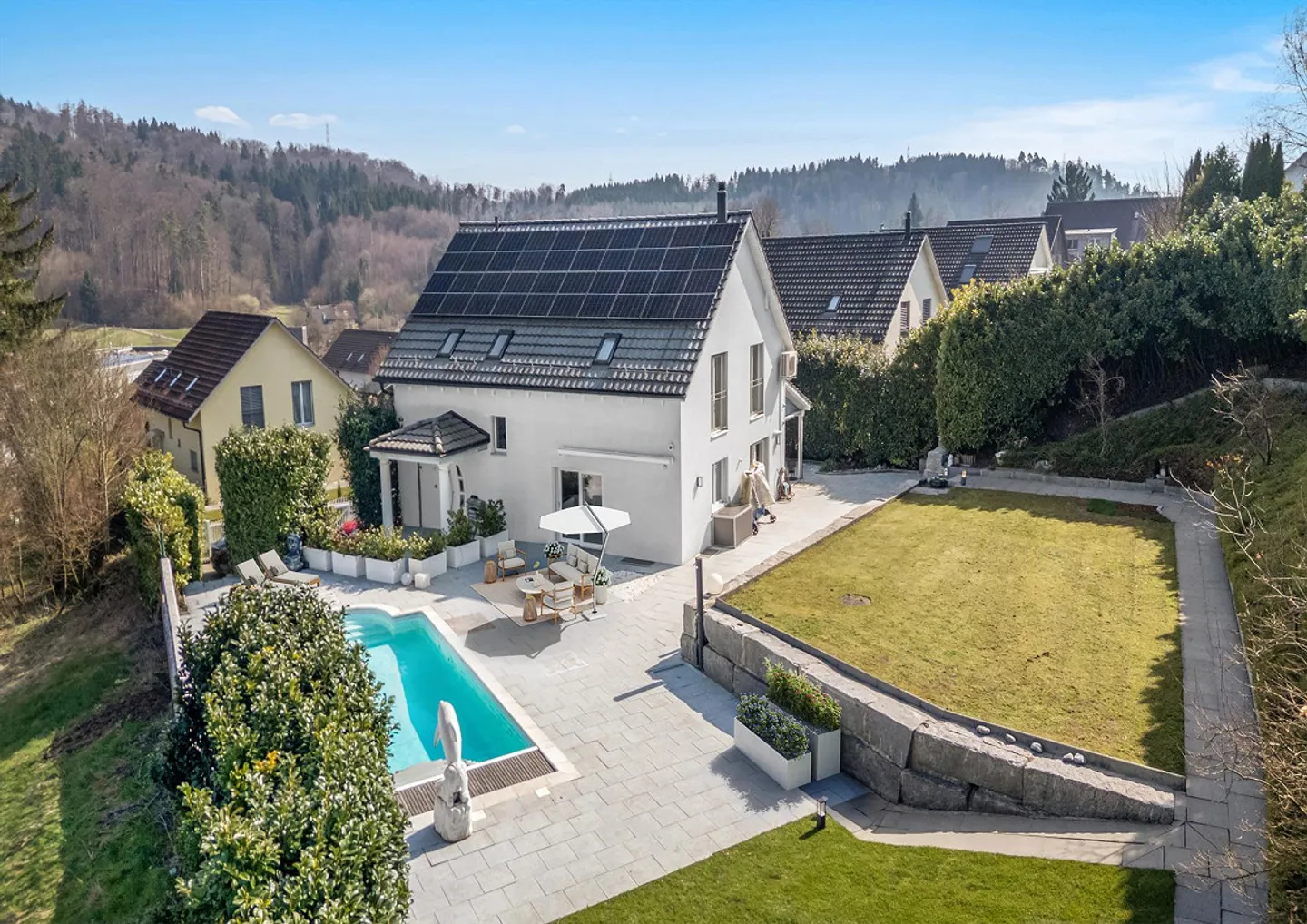 Oasis privée de classe supérieure - Maison moderne avec piscine - Photo 1 sur 4