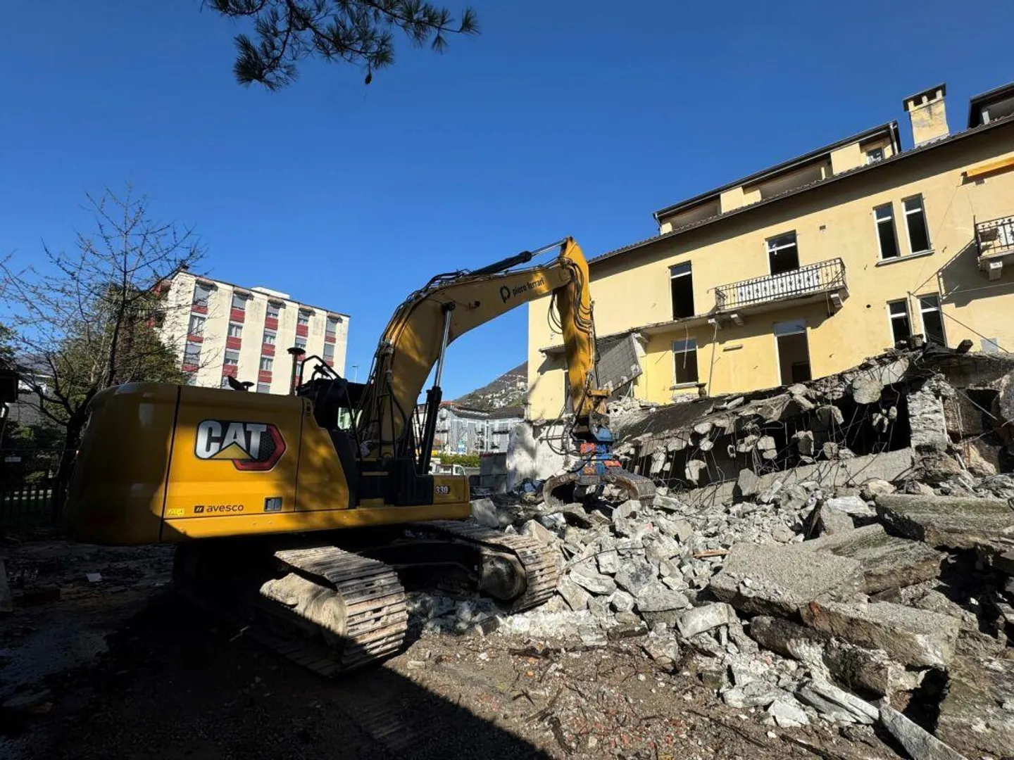 Vivi il lusso a Locarno - Prestigioso attico 4.5 locali in centro (auch Zweitwohnsitz) - Foto 8 di 9