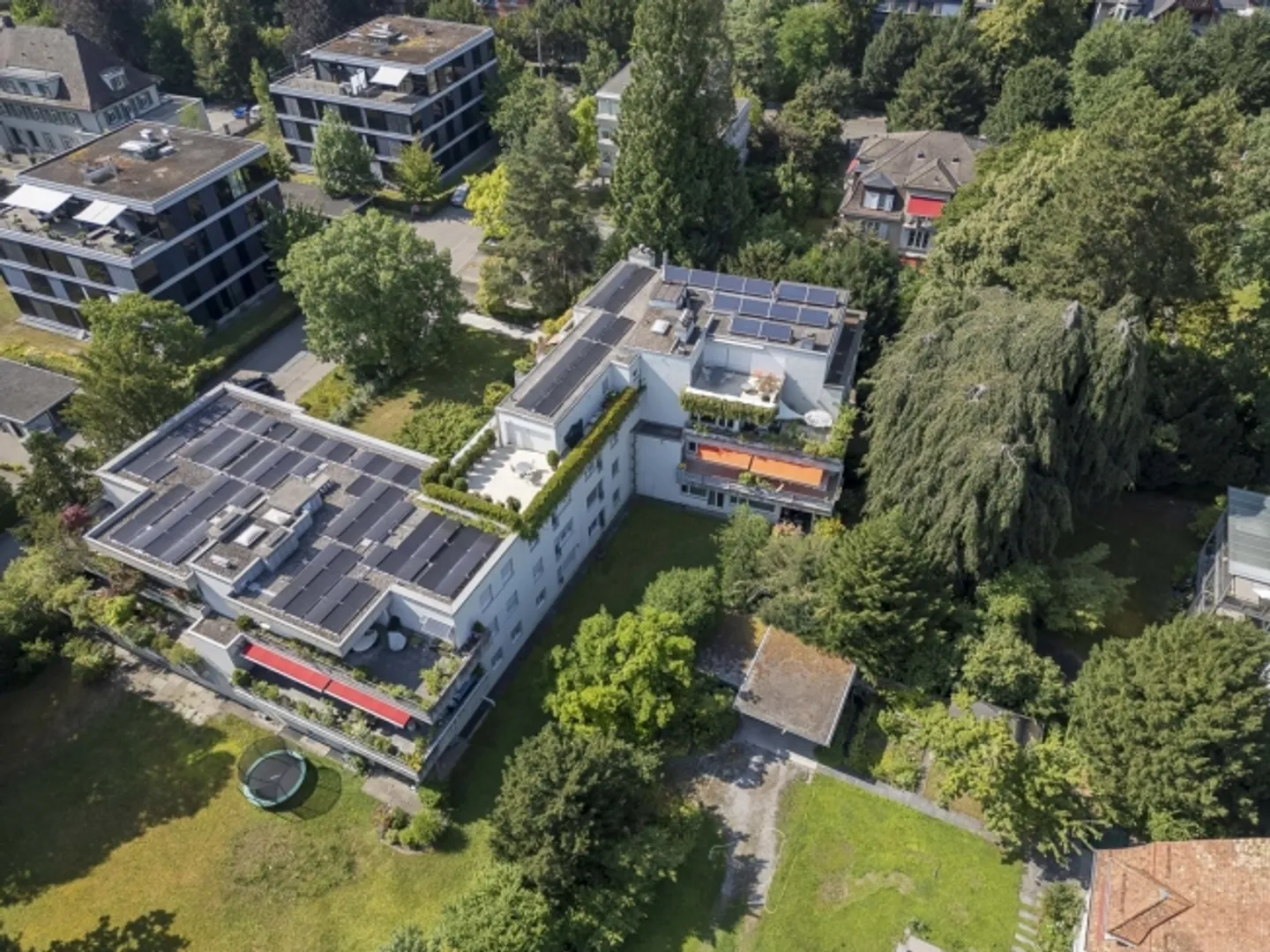 5-Zimmerwohnung mit Gartensitzplatz nähe Stadtzentrum - Foto 1 di 11